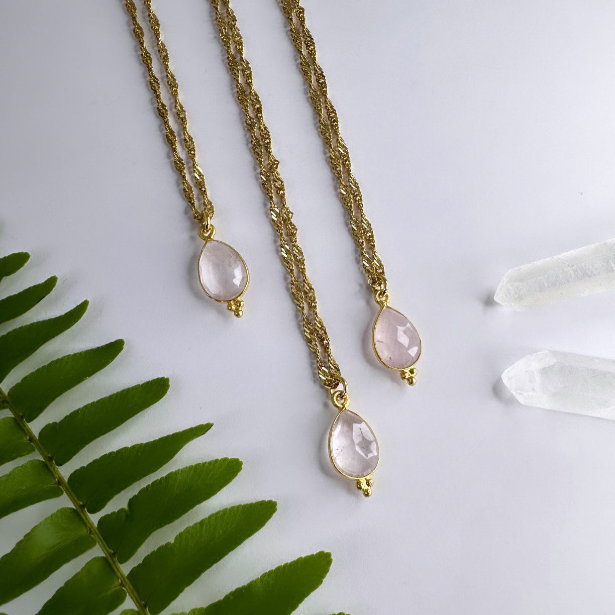 JANUAR - Rosenquarz - Halskette Rhea