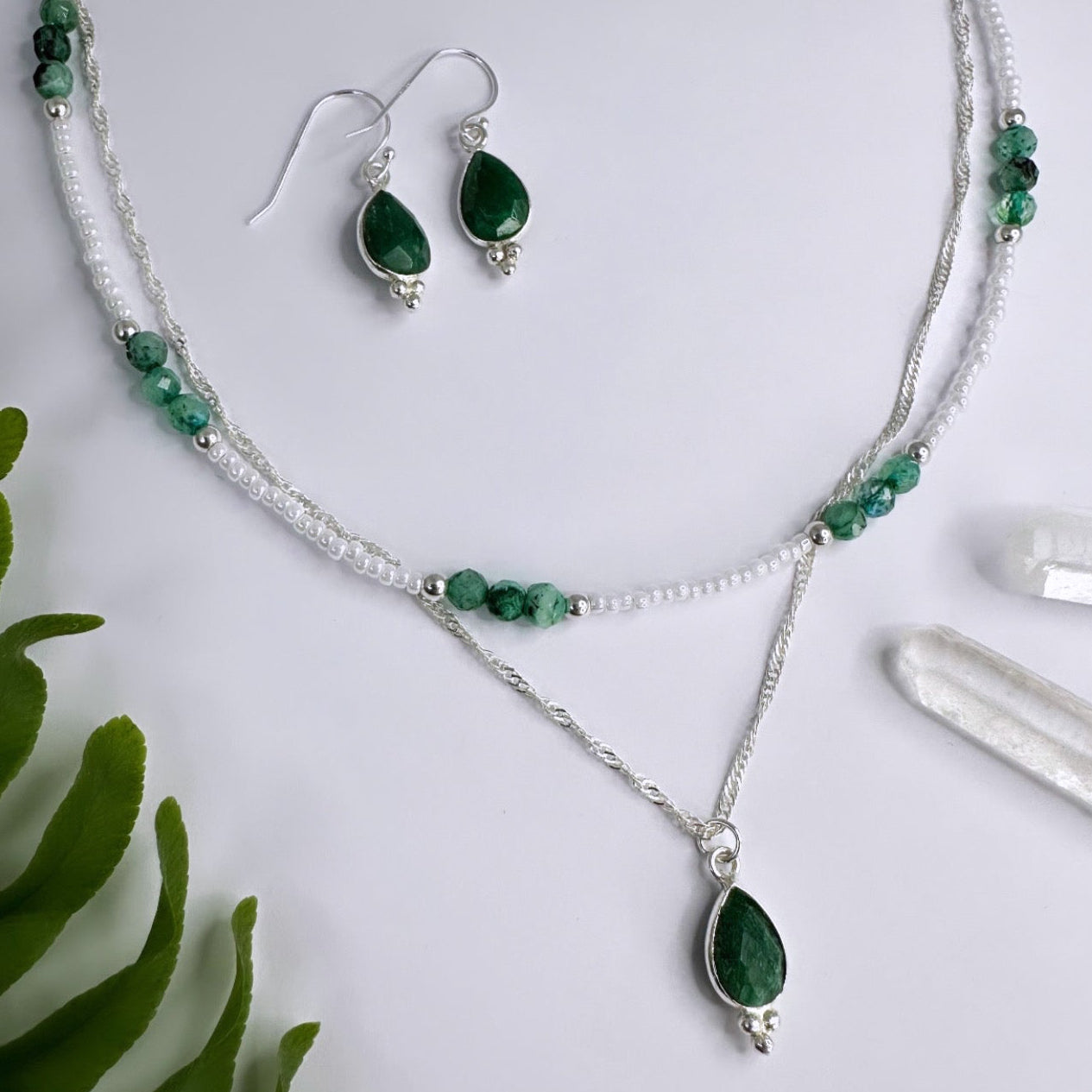 MAI - Smaragd - Ohrringe Rhea Silber