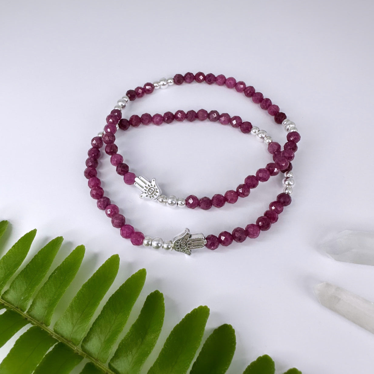 JULI - Rubin - Armband Hamsa 4mm