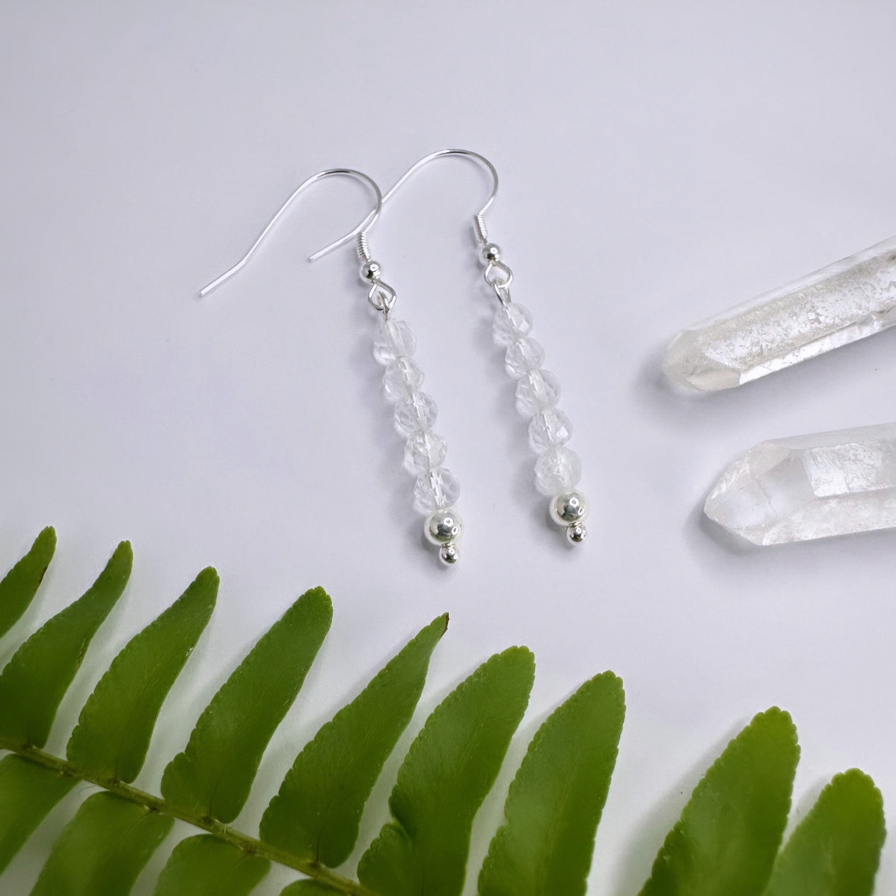 APRIL - Bergkristall - Ohrhänger Silya