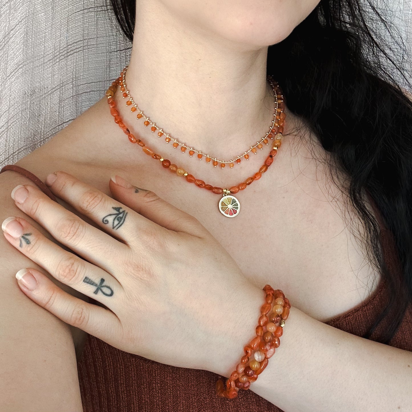 JULI - Karneol - Nugget Armband (Gold oder Silber)