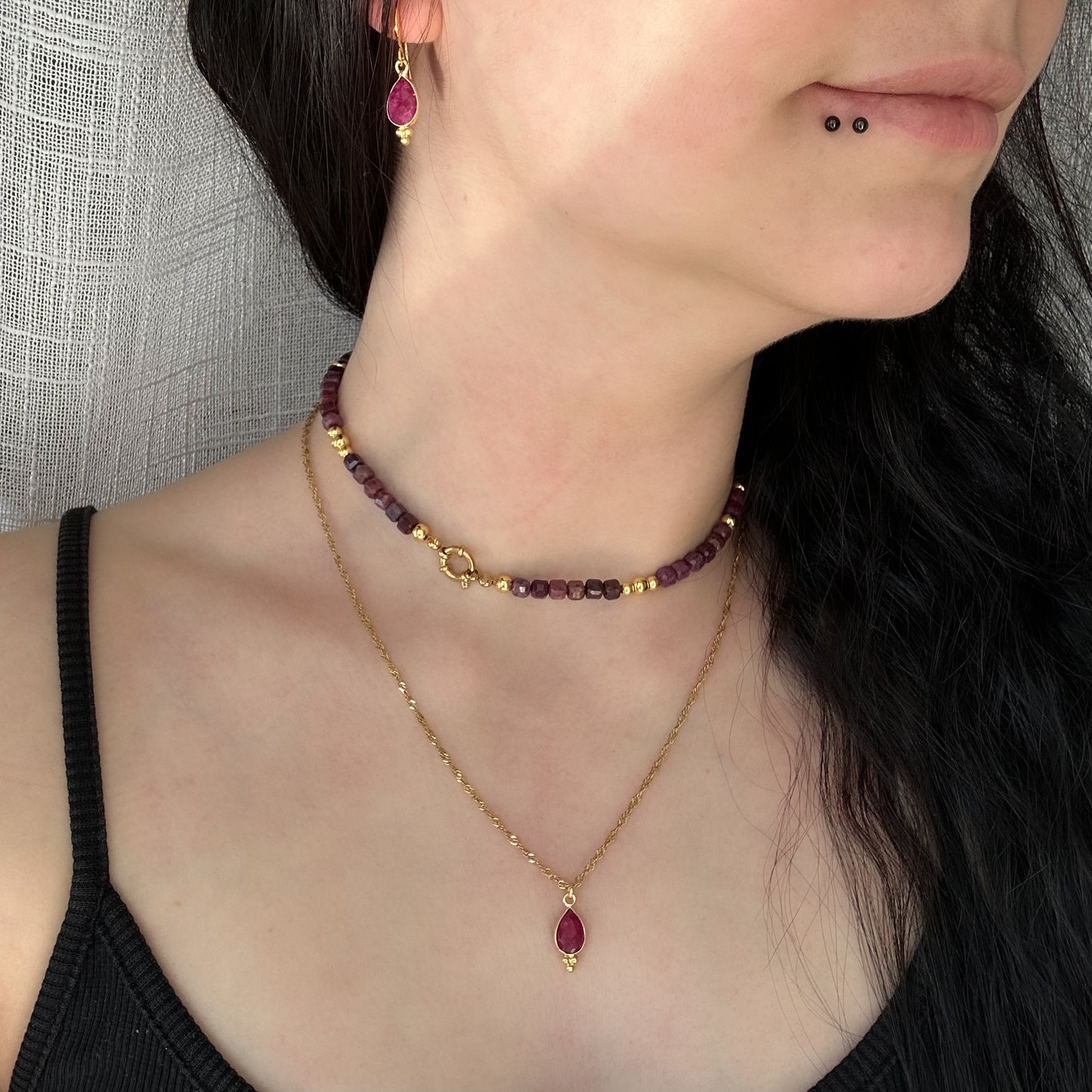 JULI - Rubin - Ohrringe Rhea Gold