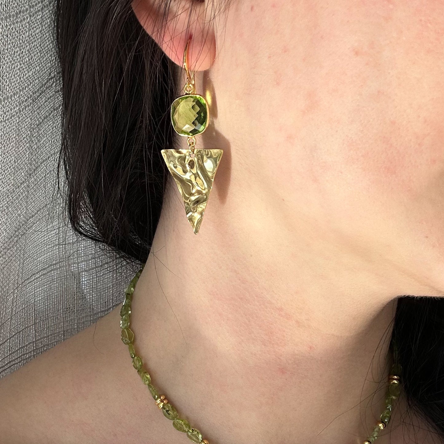 AUGUST - Peridot - Ohrringe Tribal