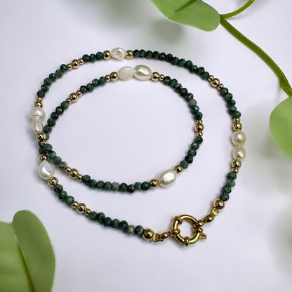Halskette - Afrikanischer Türkis & Süsswasserperlen Gold