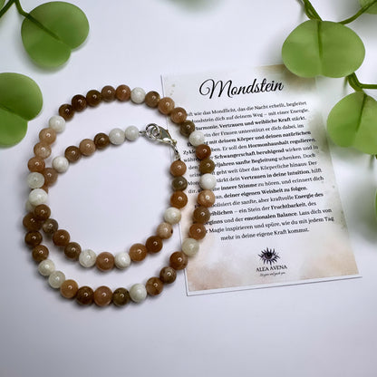 Perlenhalskette Mondstein - Silberner Verschluss