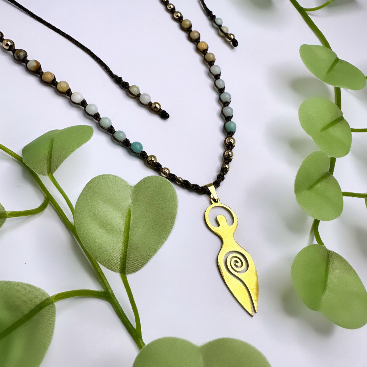 Amazonit Goddess Halskette geknüpft