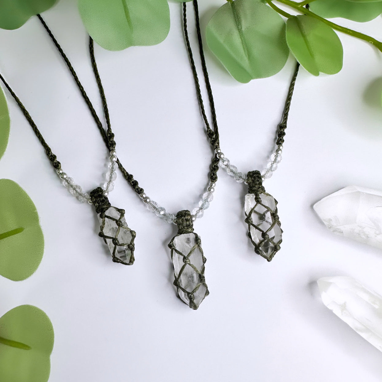 Clarity - Bergkristall Halskettchen geknüpft