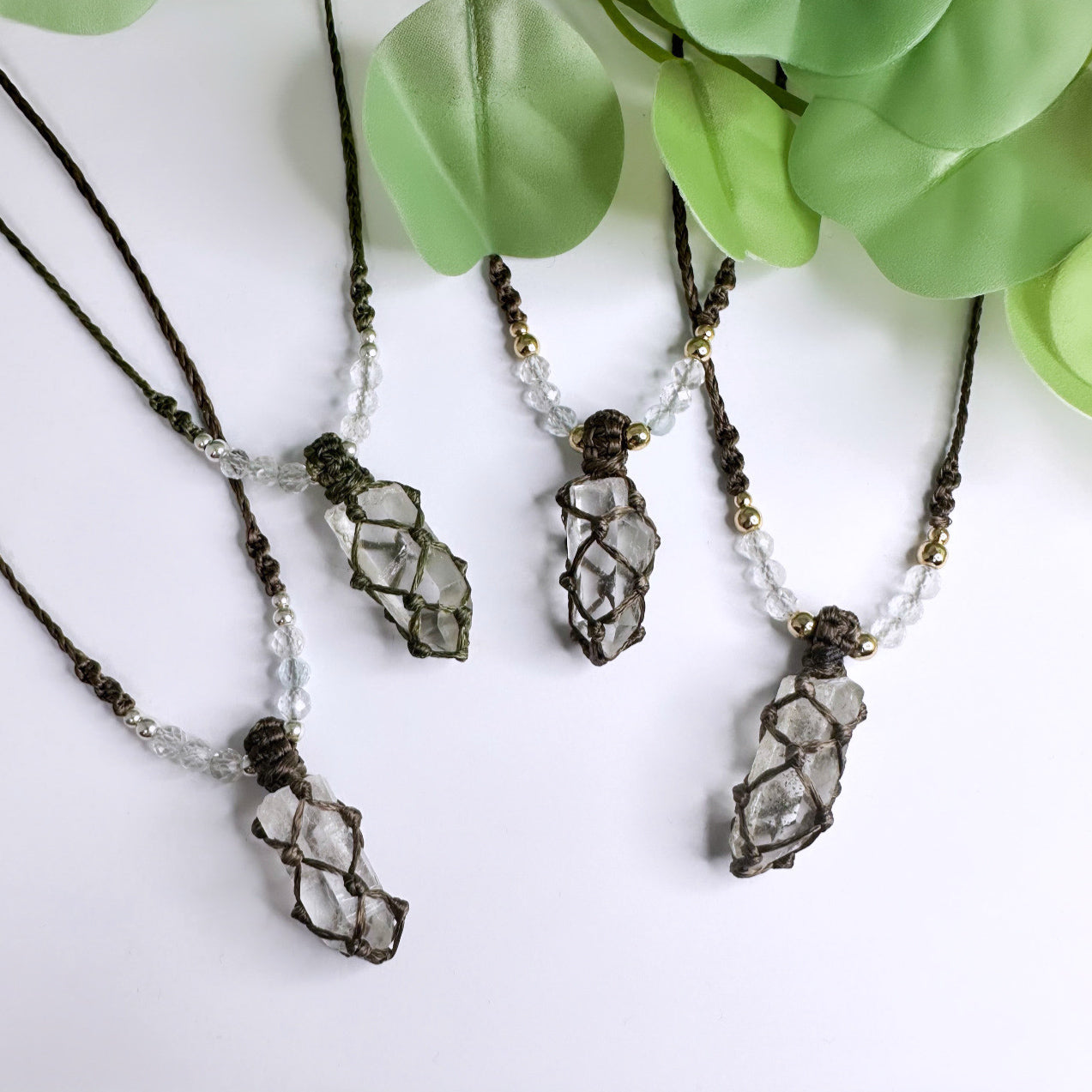 Clarity - Bergkristall Halskettchen geknüpft